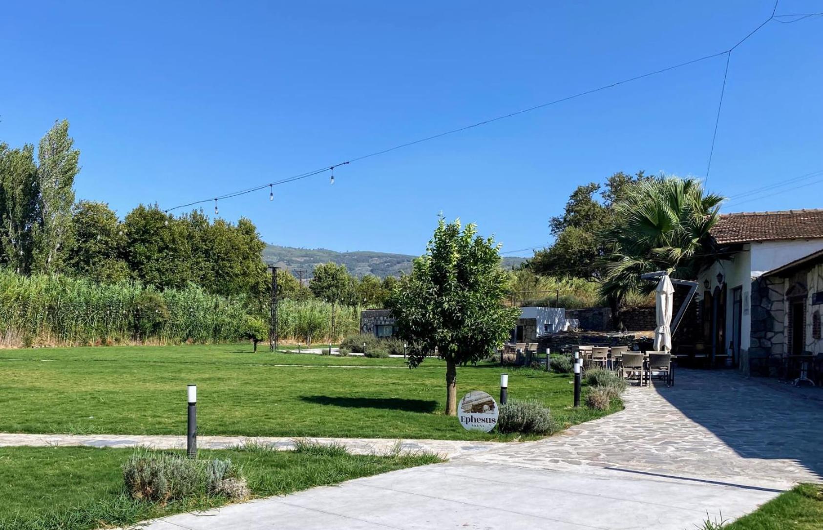 Erdem Ciftligi/ Ephesus Arena Apartment Selçuk Bagian luar foto